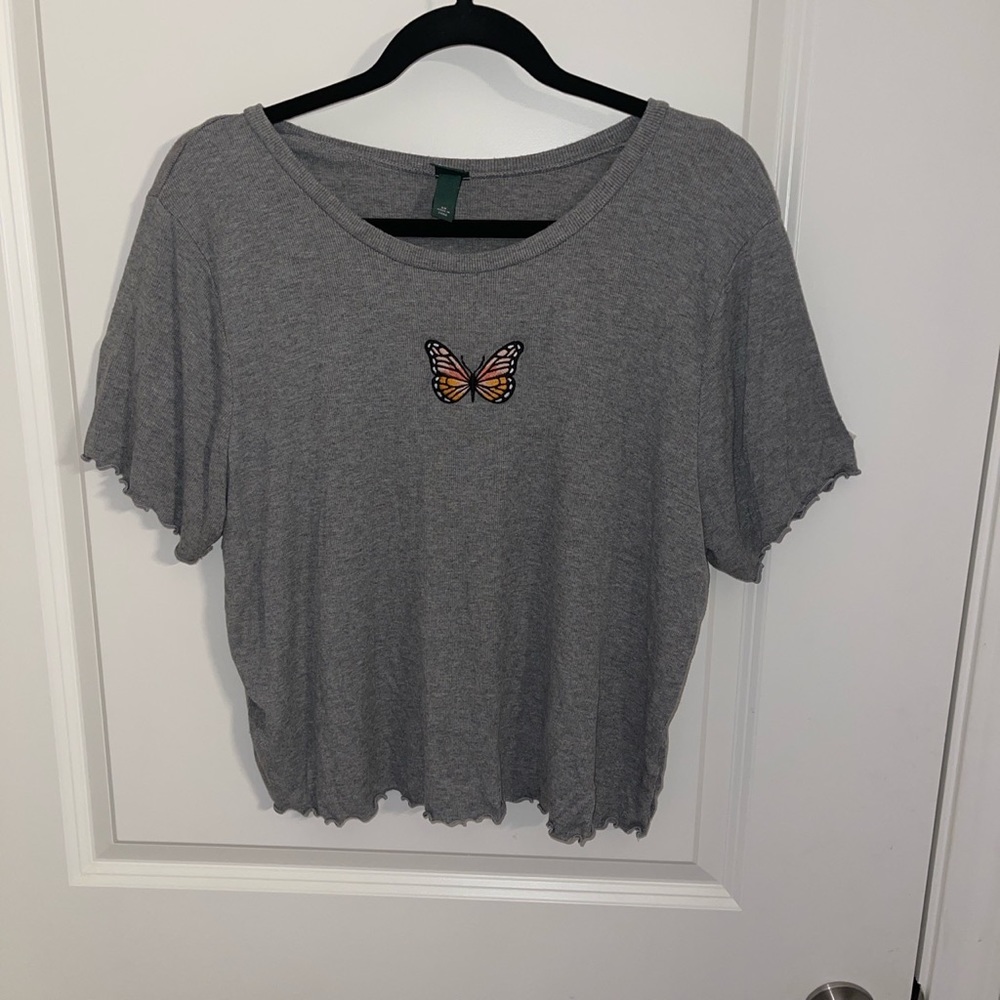 Gray Butterfly 🦋 Tee